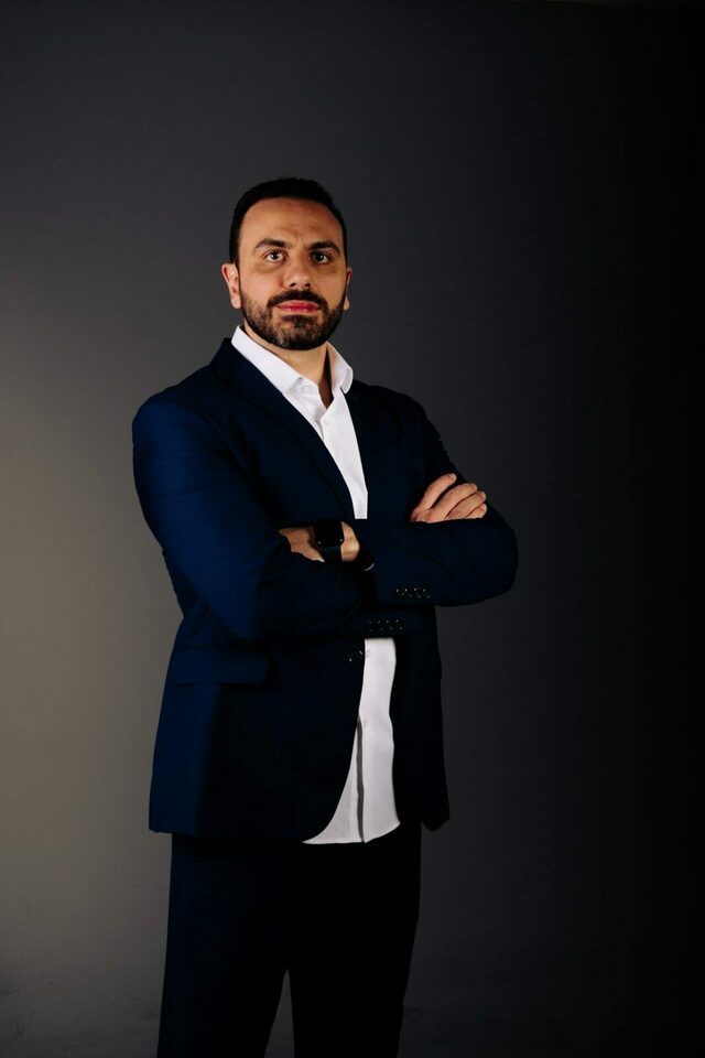 Corporativo | Junior